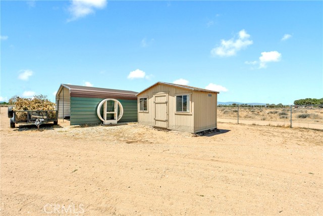 Detail Gallery Image 40 of 43 For 13237 Smoke Tree Rd, Victorville,  CA 92392 - 3 Beds | 2 Baths