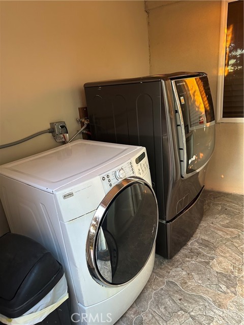 Detail Gallery Image 13 of 18 For 11832 S Circle, Whittier,  CA 90601 - 1 Beds | 1 Baths