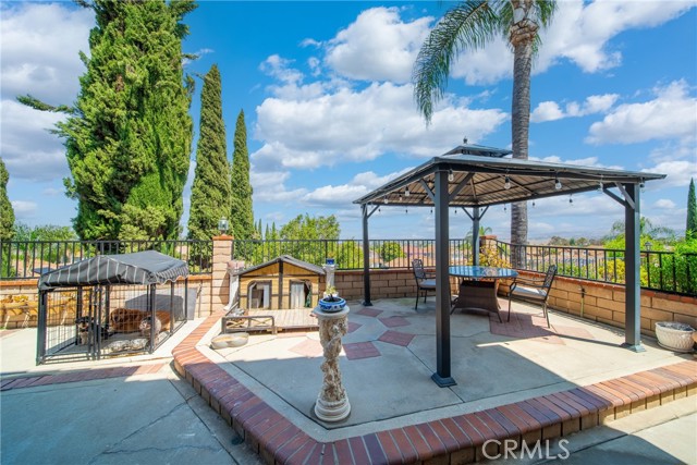13555 Via San Remo, Chino Hills CA: https://media.crmls.org/medias/6c728e7d-9946-4a63-ab50-44a33ab04dec.jpg