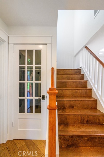 8042 Driftwood Drive, Huntington Beach CA: https://media.crmls.org/medias/6c73cd9e-55f0-49e7-91b9-ab4b2f8842e0.jpg