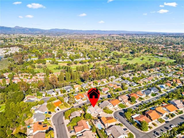 23382 Via Chiripa, Mission Viejo CA: https://media.crmls.org/medias/6c757bd2-cb9b-4397-a09f-6aaa02db0d7a.jpg