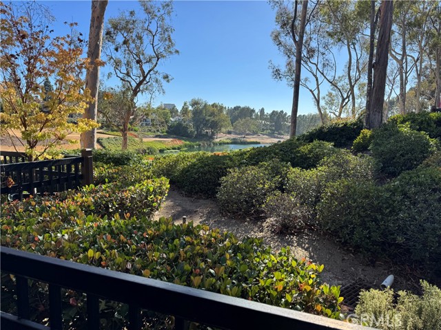 Detail Gallery Image 31 of 37 For 515 Bay Hill Dr, Newport Beach,  CA 92660 - 2 Beds | 2/1 Baths