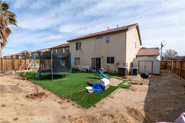 Detail Gallery Image 34 of 45 For 14550 Equestrian Way, Victorville,  CA 92394 - 5 Beds | 3 Baths