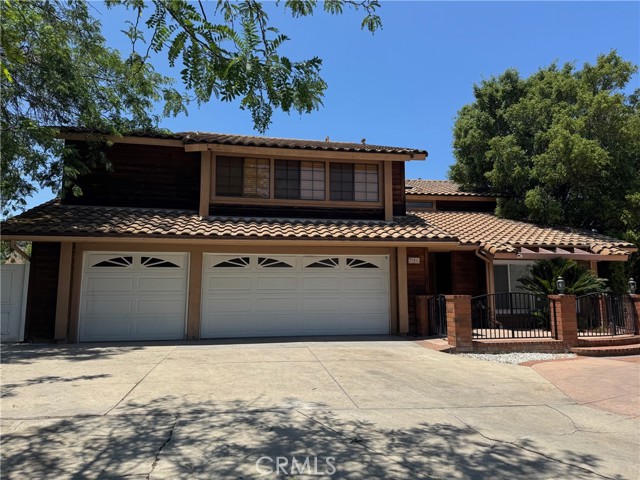 1133 Promontory Place, West Covina CA: https://media.crmls.org/medias/6c761c57-173f-4966-8520-46cefe9e5c0d.jpg