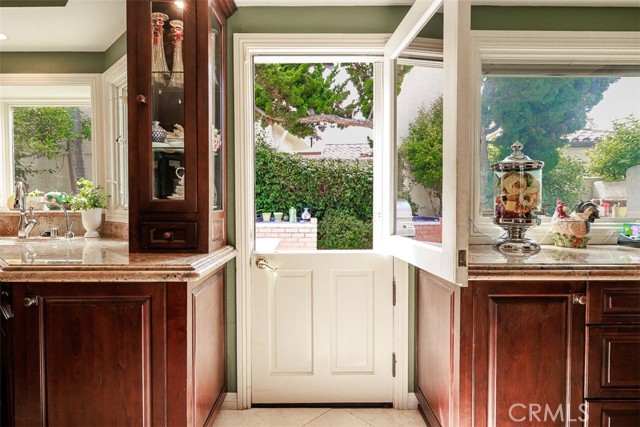 507 Avenida Del Verdor, San Clemente CA: https://media.crmls.org/medias/6c76218e-0fab-4485-b617-ac2e8d154d0a.jpg