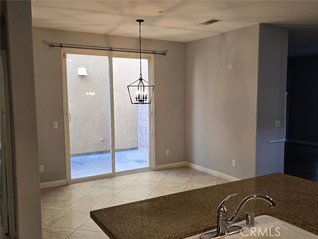 14592 Purdue Avenue, Chino CA: https://media.crmls.org/medias/6c76241f-f77b-4142-bb3a-9298899acf60.jpg