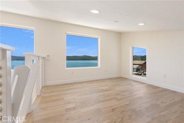 Detail Gallery Image 10 of 59 For 12172 Lakeshore Dr, Clearlake,  CA 95422 - 2 Beds | 2 Baths