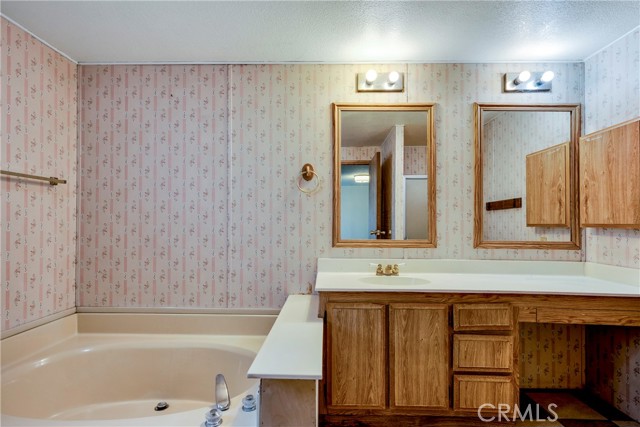 Detail Gallery Image 26 of 30 For 16177 17th Ave, Clearlake,  CA 95422 - 3 Beds | 2 Baths