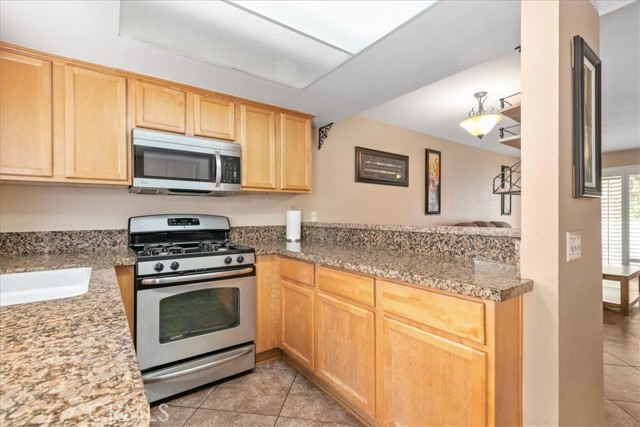 34372 Laura Way, Rancho Mirage CA: https://media.crmls.org/medias/6c787819-567c-4c36-b0d7-f23917e8d6d3.jpg