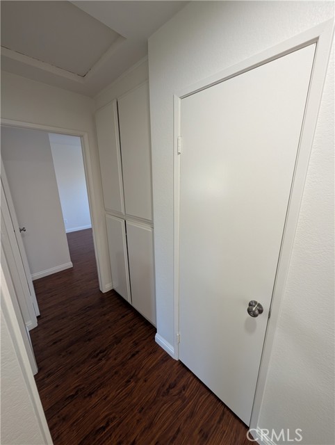 529 E Colorado Boulevard, Monrovia CA: https://media.crmls.org/medias/6c795aed-2ca1-496c-8beb-a76dbb730173.jpg