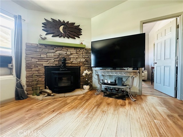 Detail Gallery Image 16 of 44 For 5927 Daisy Lane, Phelan,  CA 92371 - 3 Beds | 2 Baths