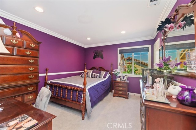 Image 34 of 57 For 20642 Iris Canyon Road