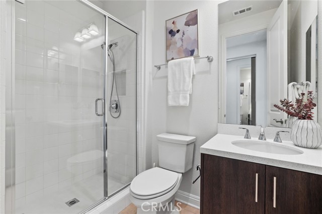 Detail Gallery Image 27 of 65 For 5567 Heritage Oak Dr, Lake Forest,  CA 92679 - 4 Beds | 3/1 Baths