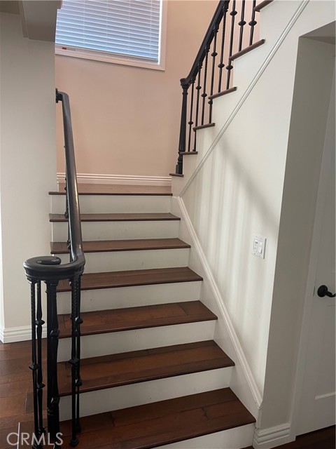 Detail Gallery Image 11 of 22 For 119 via Zurich, Newport Beach,  CA 92663 - 3 Beds | 2 Baths