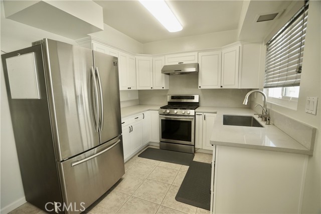 Detail Gallery Image 13 of 48 For 220 N Moore Ave #D,  Monterey Park,  CA 91754 - 3 Beds | 2/1 Baths