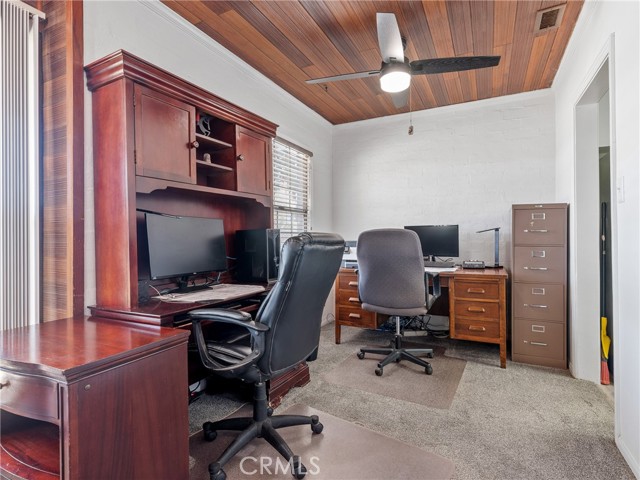 Detail Gallery Image 5 of 35 For 14060 Osage Rd, Apple Valley,  CA 92307 - 3 Beds | 2 Baths