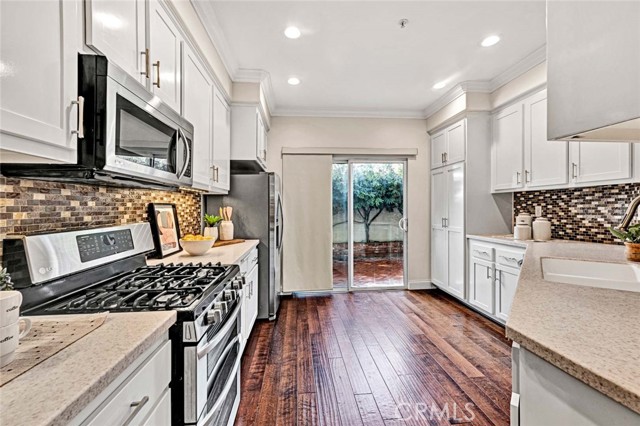 2346 Tryall, Tustin CA: https://media.crmls.org/medias/6c7c6174-30a6-4bf4-8f44-0cbeaacf8551.jpg