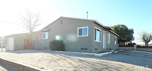 Detail Gallery Image 3 of 19 For 601 Adele Dr, Barstow,  CA 92311 - 3 Beds | 1 Baths