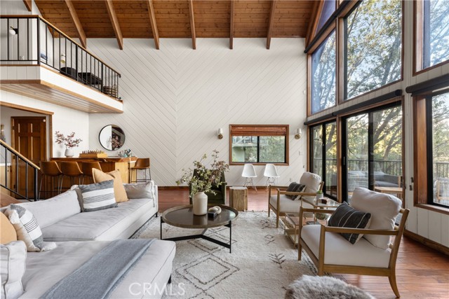Detail Gallery Image 15 of 44 For 1148 Nadelhorn Dr, Lake Arrowhead,  CA 92352 - 4 Beds | 2/1 Baths