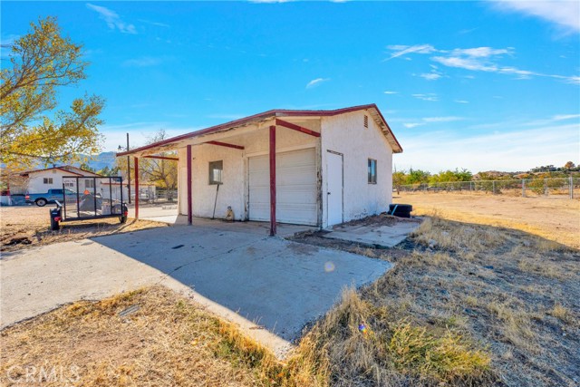 Detail Gallery Image 22 of 41 For 6022 Arrowhead Lake Rd, Hesperia,  CA 92345 - 4 Beds | 3 Baths