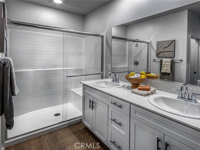 Detail Gallery Image 10 of 14 For 1442 Stratus Dr, Pomona,  CA 91768 - 3 Beds | 3/1 Baths