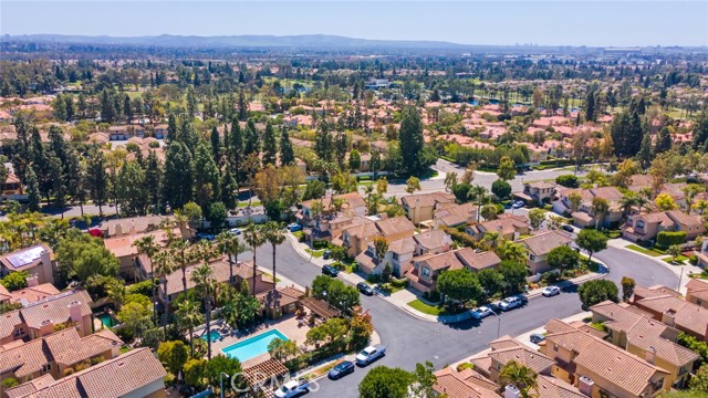 Detail Gallery Image 33 of 34 For 2515 Lewis Dr, Tustin,  CA 92782 - 4 Beds | 2/1 Baths