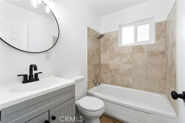 Detail Gallery Image 15 of 30 For 5346 E Tyler Ave, Fresno,  CA 93727 - 3 Beds | 2 Baths