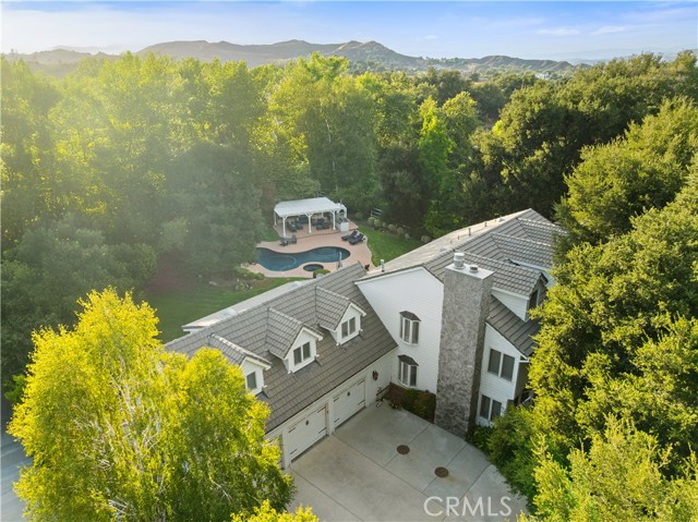 Detail Gallery Image 4 of 46 For 26675 Macmillan Ranch Rd, Canyon Country,  CA 91387 - 5 Beds | 4/1 Baths
