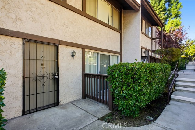318 S Miraleste Drive, San Pedro CA: https://media.crmls.org/medias/6c821fe4-d046-4605-a427-48c261608945.jpg