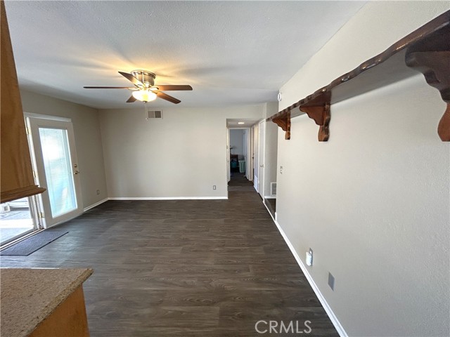 12225 Lester Court, Chino CA: https://media.crmls.org/medias/6c82455e-5b0d-4452-b9c5-15c7a9cd853d.jpg