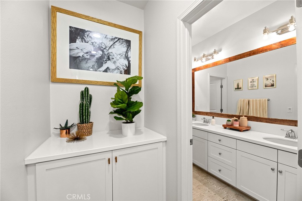 MLS #IV25241232 image #45