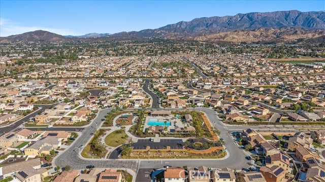 Detail Gallery Image 41 of 44 For 1417 Galaxy Dr, Beaumont,  CA 92223 - 4 Beds | 3 Baths