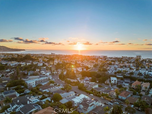 512 Irena Avenue, Redondo Beach, California 90277, 6 Bedrooms Bedrooms, ,3 BathroomsBathrooms,Residential,Sold,Irena,SB22251984