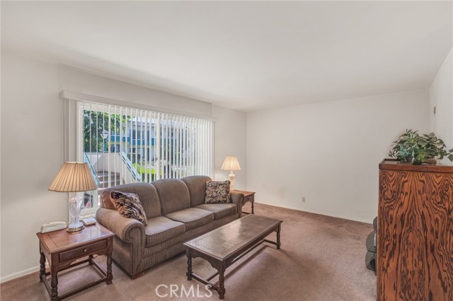 Detail Gallery Image 9 of 30 For 2033 Euclid St #6,  Santa Monica,  CA 90405 - 2 Beds | 1 Baths