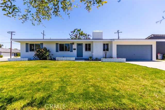 1902 W Harriet Ln, Anaheim, CA 92804