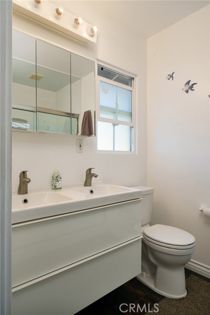 Detail Gallery Image 9 of 40 For 5022 Tasman, Huntington Beach,  CA 92649 - 3 Beds | 2 Baths