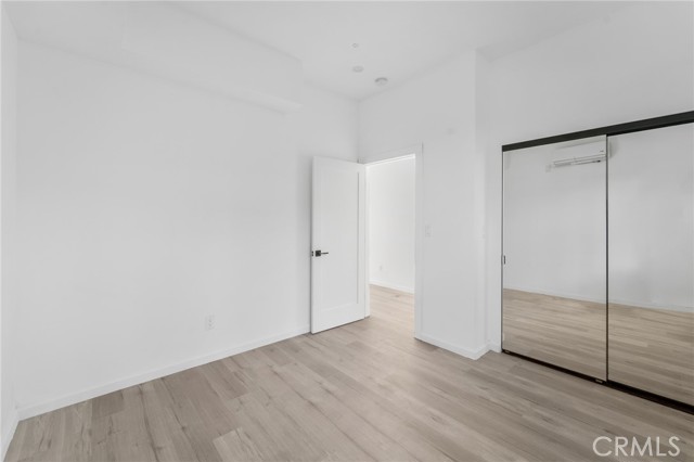 Detail Gallery Image 8 of 19 For 8514 Wilbur Ave, Northridge,  CA 91324 - 3 Beds | 3 Baths