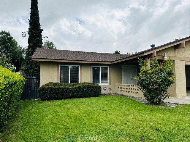 26051 Lawton Avenue, Loma Linda CA: https://media.crmls.org/medias/6c8870b8-a421-4ebb-a9cd-619314cf2716.jpg