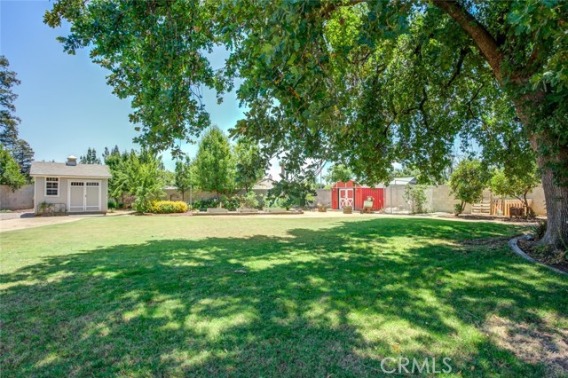 Detail Gallery Image 16 of 49 For 6901 Copper Creek Way, Bakersfield,  CA 93308 - 4 Beds | 3 Baths
