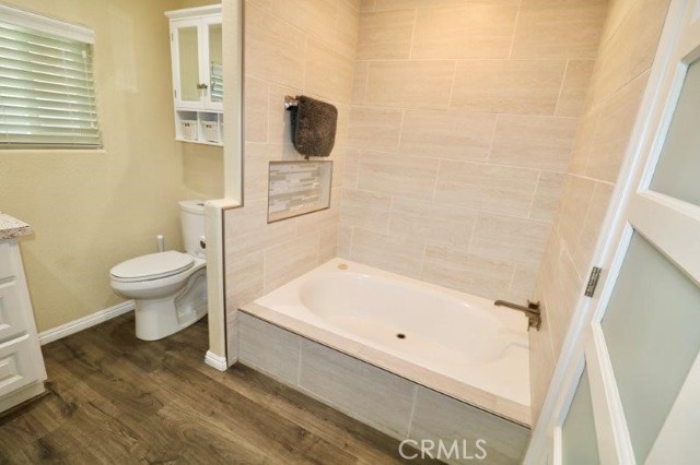 Detail Gallery Image 30 of 35 For 1366 Fern Lake Ave #114,  Brea,  CA 92821 - 2 Beds | 2 Baths