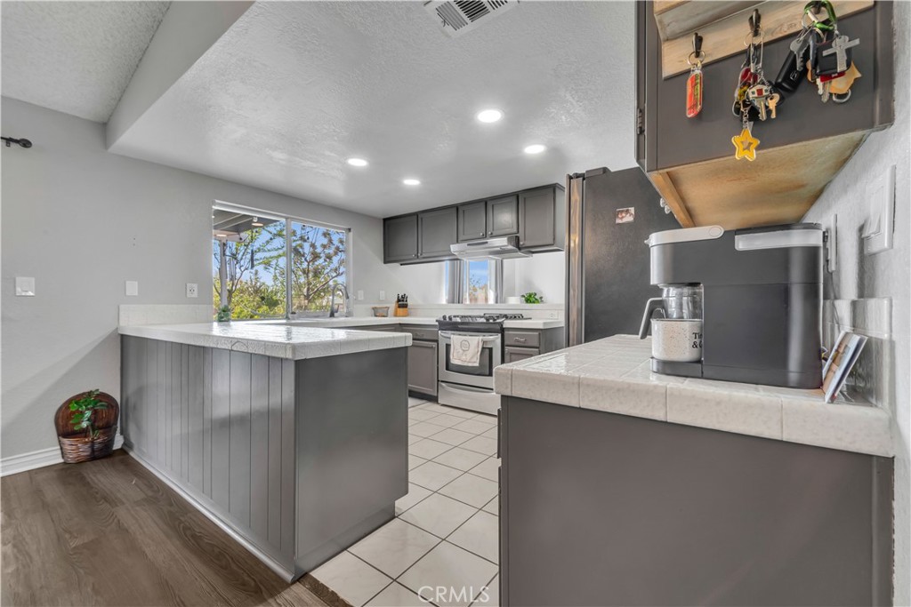 6C8A8C65 4F7A 4Da0 A72A Dc5D68515D1A 37025 96Th Street E, Littlerock, Ca 93543 &Lt;Span Style='BackgroundColor:transparent;Padding:0Px;'&Gt; &Lt;Small&Gt; &Lt;I&Gt; &Lt;/I&Gt; &Lt;/Small&Gt;&Lt;/Span&Gt;