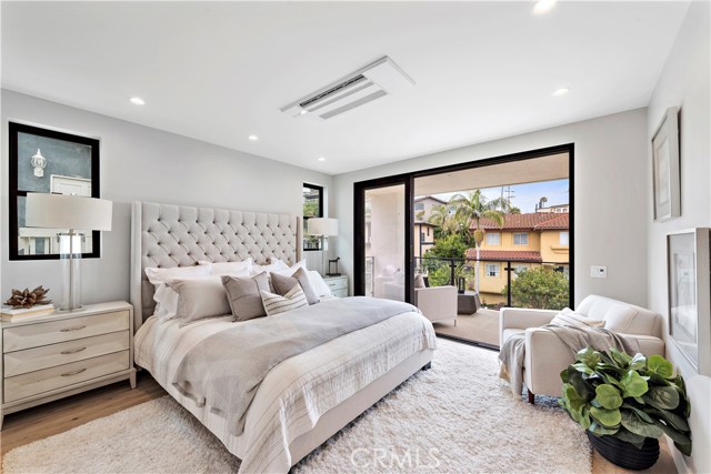 6c8b15c1 799d 458a Aa73 608899d37565