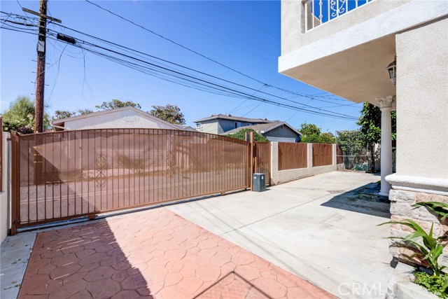 2509 190th Street, Redondo Beach, California 90278, 3 Bedrooms Bedrooms, ,3 BathroomsBathrooms,Residential,Sold,190th,SB22146163