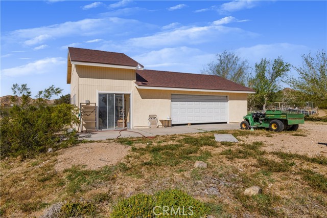 Detail Gallery Image 5 of 51 For 31212 Rabbit Springs Rd, Lucerne Valley,  CA 92356 - 3 Beds | 2 Baths