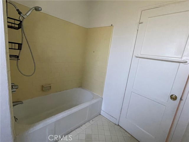 Detail Gallery Image 22 of 24 For 715 E Cocoa St, Compton,  CA 90221 - 2 Beds | 1 Baths