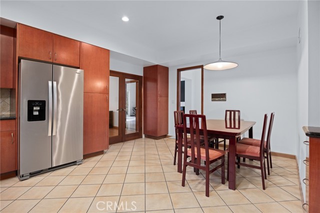 Detail Gallery Image 14 of 26 For 14620 Addison St, Sherman Oaks,  CA 91403 - 4 Beds | 3 Baths