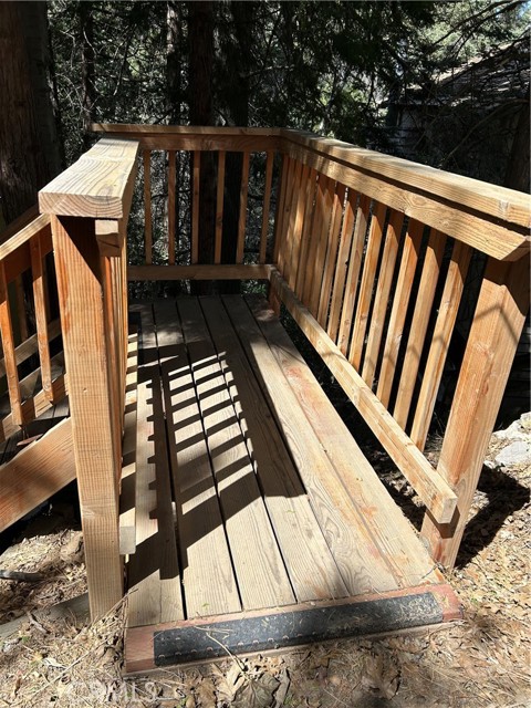 Detail Gallery Image 3 of 8 For 614 Arrowhead Villa, Lake Arrowhead,  CA 92352 - 1 Beds | 1 Baths