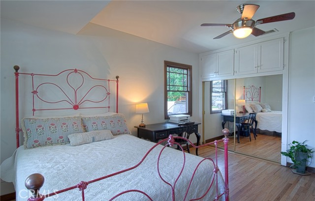 Detail Gallery Image 25 of 41 For 330 Colleen Pl, Costa Mesa,  CA 92627 - 4 Beds | 3 Baths