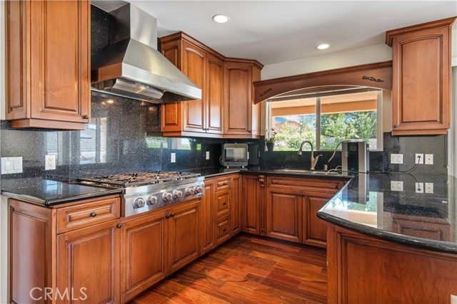 6966 Crest Road, Rancho Palos Verdes CA: https://media.crmls.org/medias/6c8cd764-4350-4050-8f6f-3d998948b837.jpg