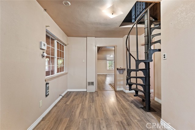 Detail Gallery Image 10 of 38 For 123 Mud Creek Rd, Chico,  CA 95973 - 3 Beds | 1 Baths